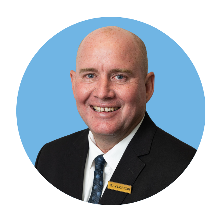 Des Allen Staff - Gary Dorron